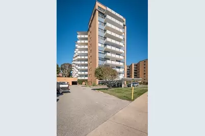 300 Lynn Shore Dr #711, Lynn, MA 01902 - Photo 5