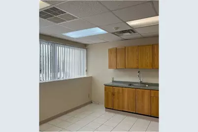 397 E Central St, Franklin, MA 02038 - Photo 5