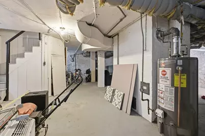 35 Algonquin St, Boston, MA 02124 - Photo 31