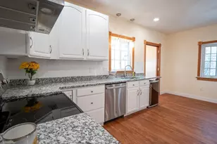 33 Lakeside Dr, Shrewsbury, MA 01545 - Photo 5