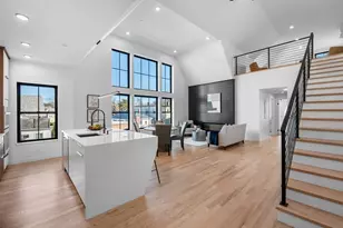 11 Boynton St, Swampscott, MA 01907 - Photo 11