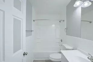 1049 Pleasant St, New Bedford, MA 02740 - Photo 9