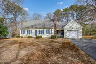 20 Bray Farm Rd S, Yarmouth, MA 02675 - Photo 3