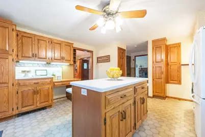 96 Thacher Street, Attleboro, MA 02703 - Photo 9