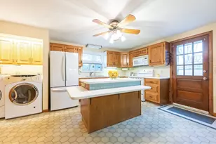 96 Thacher St, Attleboro, MA 02703 - Photo 7