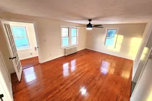 41 Bridgeport St, Worcester, MA 01604 - Photo 7