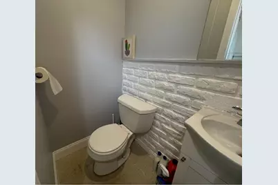 50 Cleveland Ave #50, Braintree, MA 02184 - Photo 9