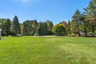 11 Stonegate Ln, Westwood, MA 02090 - Photo 3