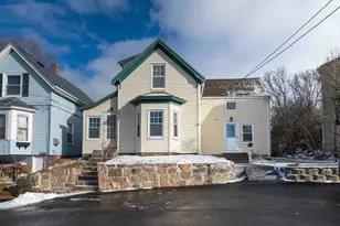 6 Monroe Ct, Gloucester, MA 01930 - Photo 3