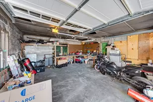 499 Hanover St, Fall River, MA 02720 - Photo 37