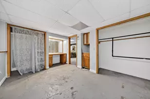 499 Hanover St, Fall River, MA 02720 - Photo 39