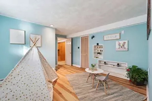 27 Temple St, Melrose, MA 02176 - Photo 29