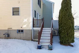 3 Carleton St, Wareham, MA 02571 - Photo 7