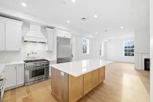 66 Pleasant St, Marblehead, MA 01945 - Photo 7