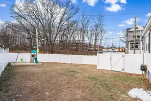 20 Powell St, Boston, MA 02132 - Photo 31