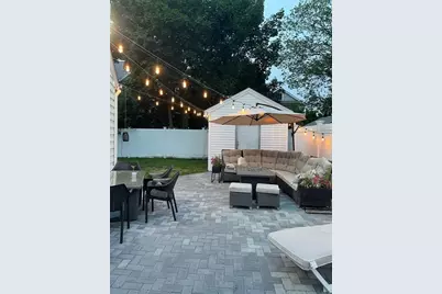 20 Powell St, Boston, MA 02132 - Photo 29