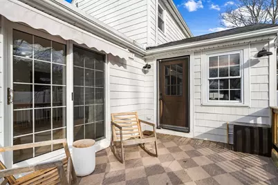 20 Powell St, Boston, MA 02132 - Photo 25