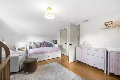 20 Powell St, Boston, MA 02132 - Photo 17