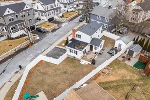 20 Powell St, Boston, MA 02132 - Photo 33