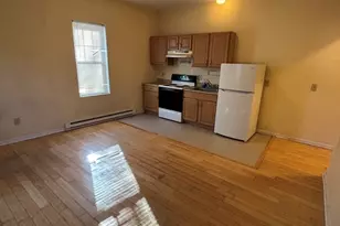 357 Main St, Barnstable, MA 02601 - Photo 3