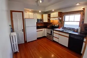 35 Lee St, Cambridge, MA 02139 - Photo 3