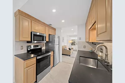 84 Walpole St #3L, Canton, MA 02021 - Photo 5