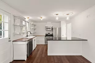 55 Pitman Rd, Marblehead, MA 01945 - Photo 7