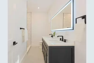 3 Arlington St, Amesbury, MA 01913 - Photo 29