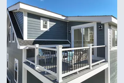 3 Arlington St, Amesbury, MA 01913 - Photo 33