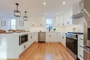 3 Arlington St, Amesbury, MA 01913 - Photo 7