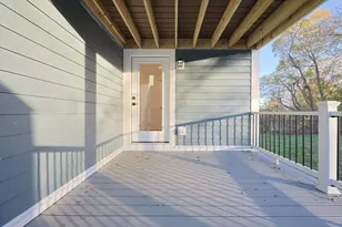 3 Arlington St, Amesbury, MA 01913 - Photo 17