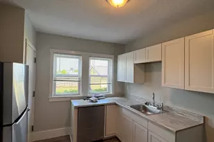 25 1/2 Porter St, Taunton, MA 02780 - Photo 3