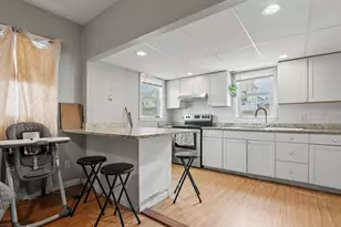 3 Butman Pl, Lowell, MA 01851 - Photo 5