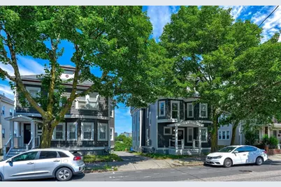 287 Medford St #1, Somerville, MA 02143 - Photo 1