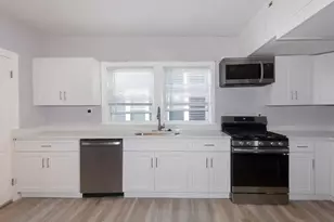 287 Medford St, Somerville, MA 02143 - Photo 3