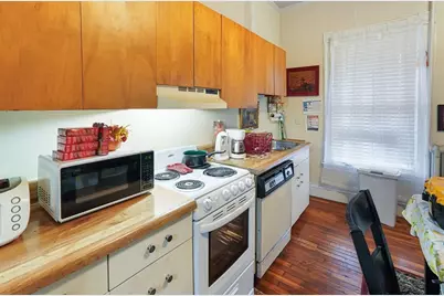 393 Pleasant St, New Bedford, MA 02740 - Photo 13