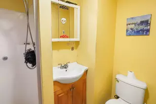 393 Pleasant St, New Bedford, MA 02740 - Photo 39