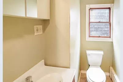 393 Pleasant St, New Bedford, MA 02740 - Photo 37