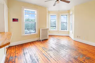 393 Pleasant St, New Bedford, MA 02740 - Photo 27