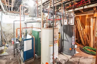 393 Pleasant St, New Bedford, MA 02740 - Photo 41