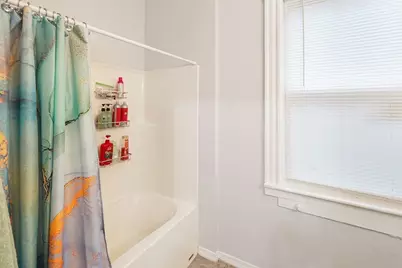 393 Pleasant St, New Bedford, MA 02740 - Photo 35