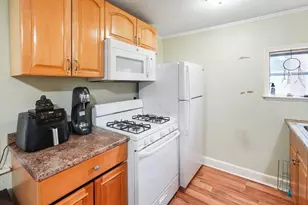 393 Pleasant St, New Bedford, MA 02740 - Photo 25
