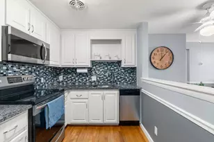 32 Whitman Rd, Waltham, MA 02453 - Photo 7