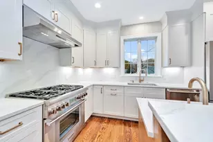 Unit 13 Powder House Ln, Walpole, MA 02032 - Photo 3