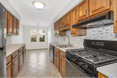 280 Apache Way #280, Tewksbury, MA 01876 - Photo 11