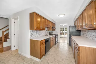 280 Apache Way, Tewksbury, MA 01876 - Photo 9