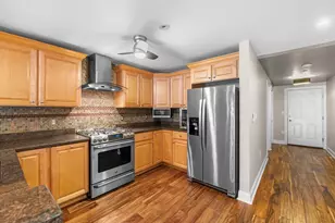 60 Merrimac St, Amesbury, MA 01913 - Photo 13