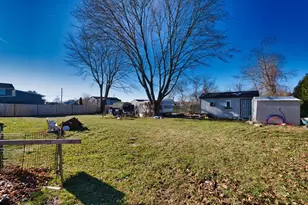 2106 Meridian St, Fall River, MA 02720 - Photo 21