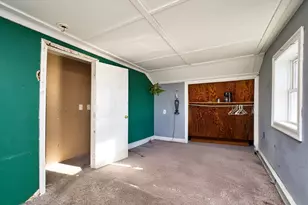 2106 Meridian St, Fall River, MA 02720 - Photo 15