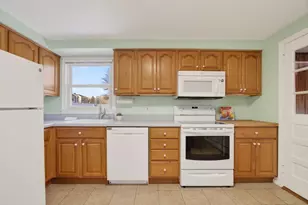 12 Patricia Rd, Peabody, MA 01960 - Photo 15